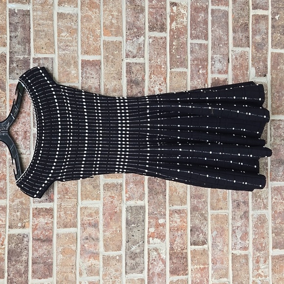 Alexander Mcqueen sleeveless Dress Small - Picture 4 of 6